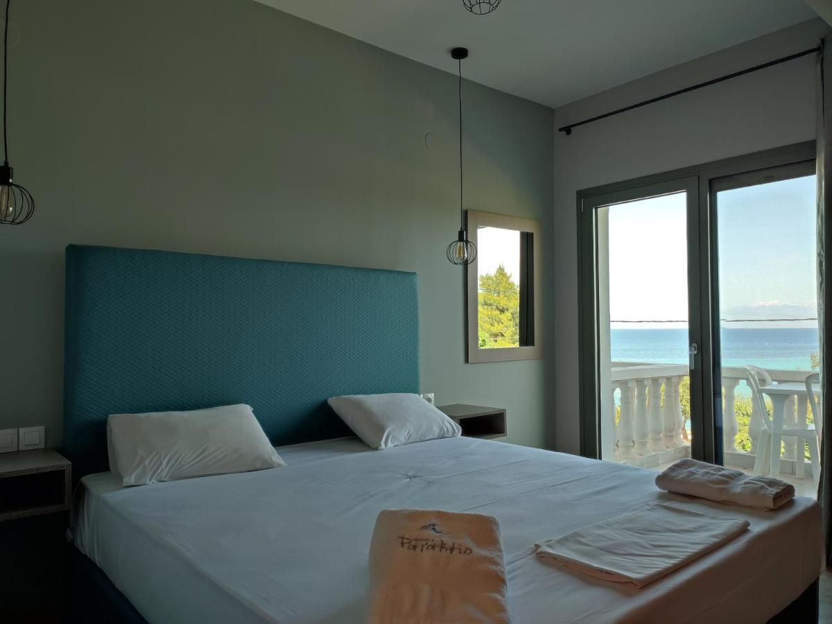 Hotel Paraktio Nea Kallikrateia Екстер'єр фото