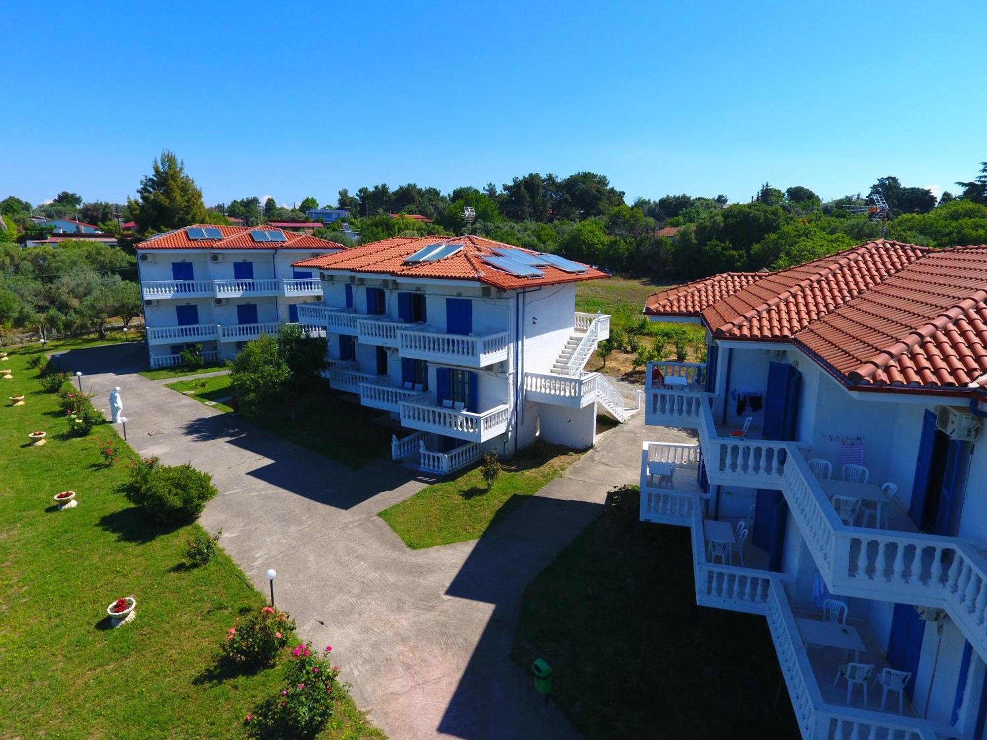 Hotel Paraktio Nea Kallikrateia Екстер'єр фото